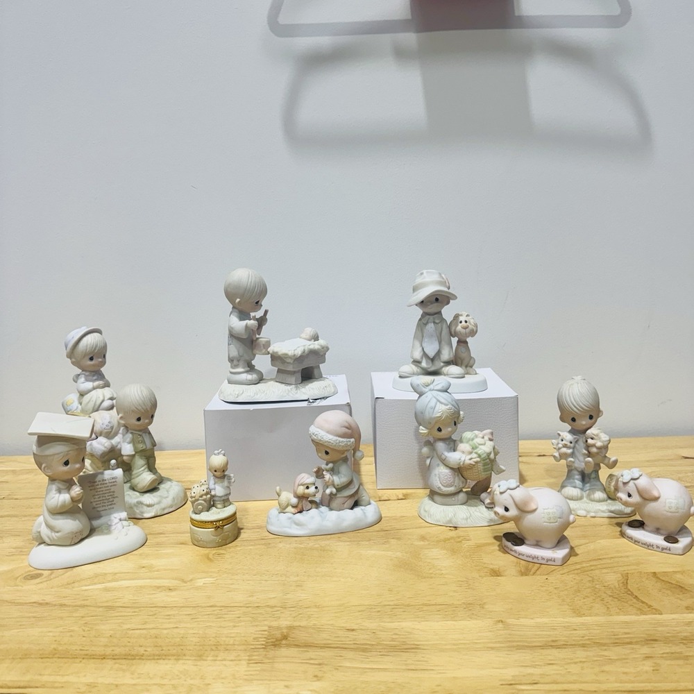Precious Moments Lot of 11 Vintage Figurines Enesco Jonathan & David Box #6